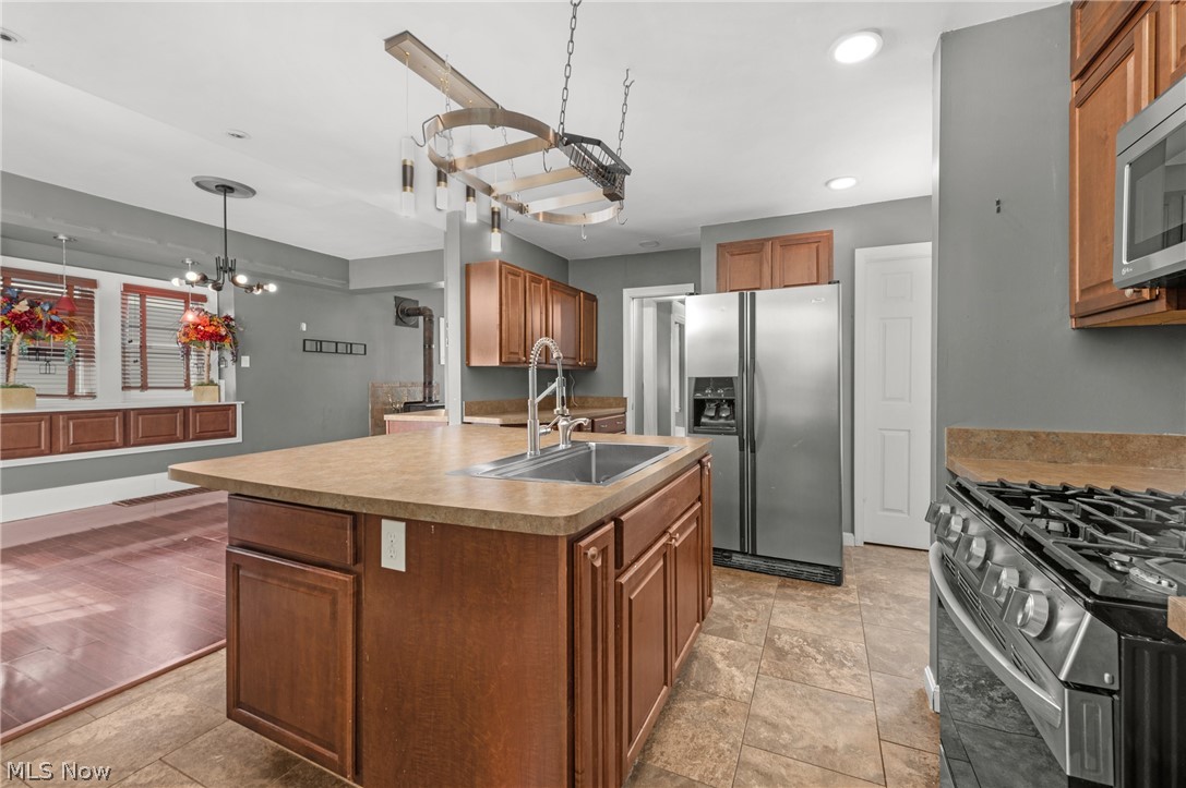 1335 W 95th Street Cleveland OH 44102