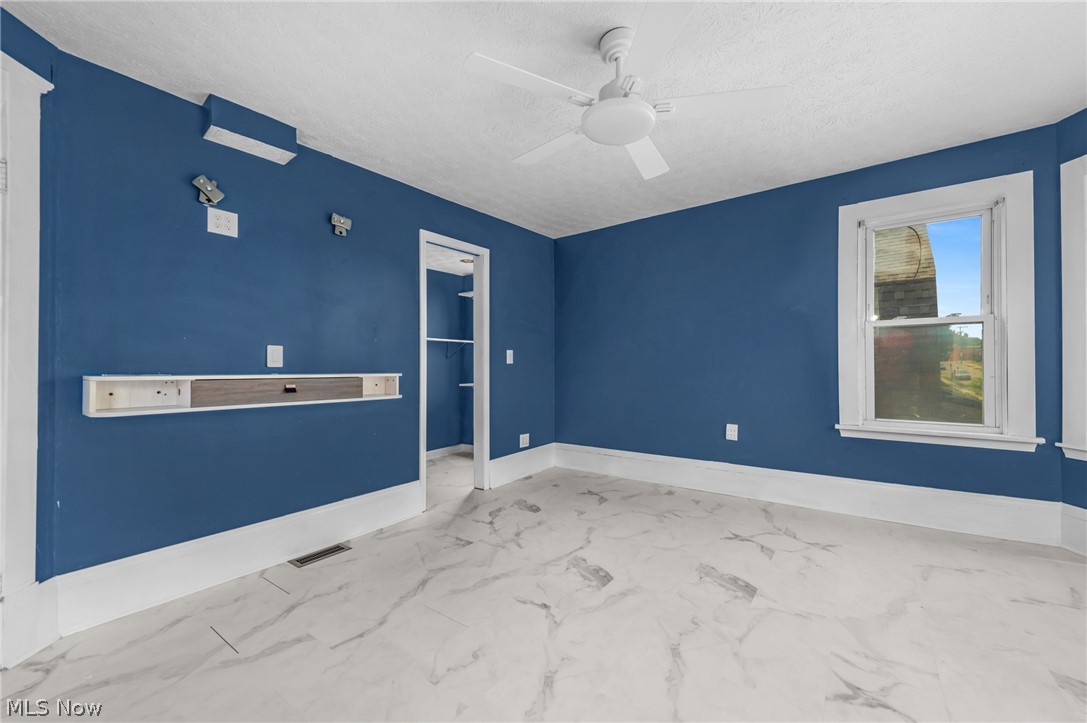1335 W 95th Street Cleveland OH 44102