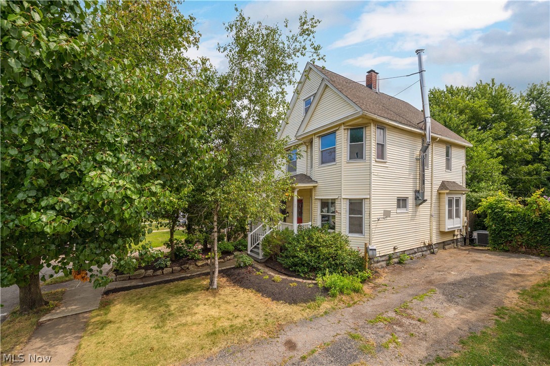 1335 W 95th Street Cleveland OH 44102