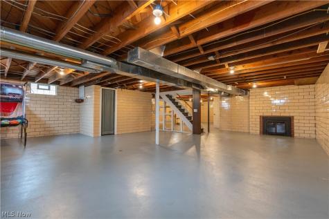 300 Homeworth Road Alliance OH 44601