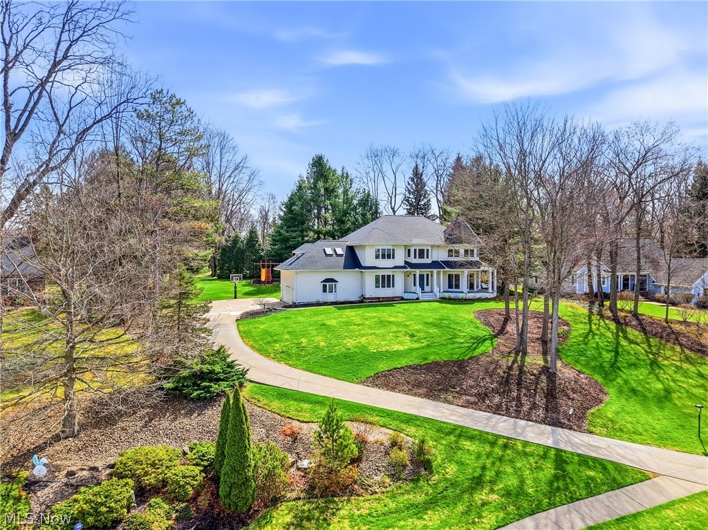 35729 Quartermane Circle Bentleyville OH 44139