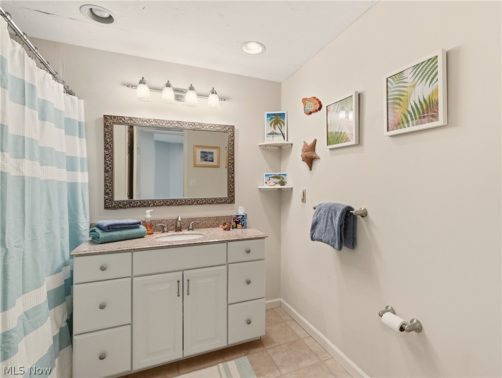 35729 Quartermane Circle Bentleyville OH 44139