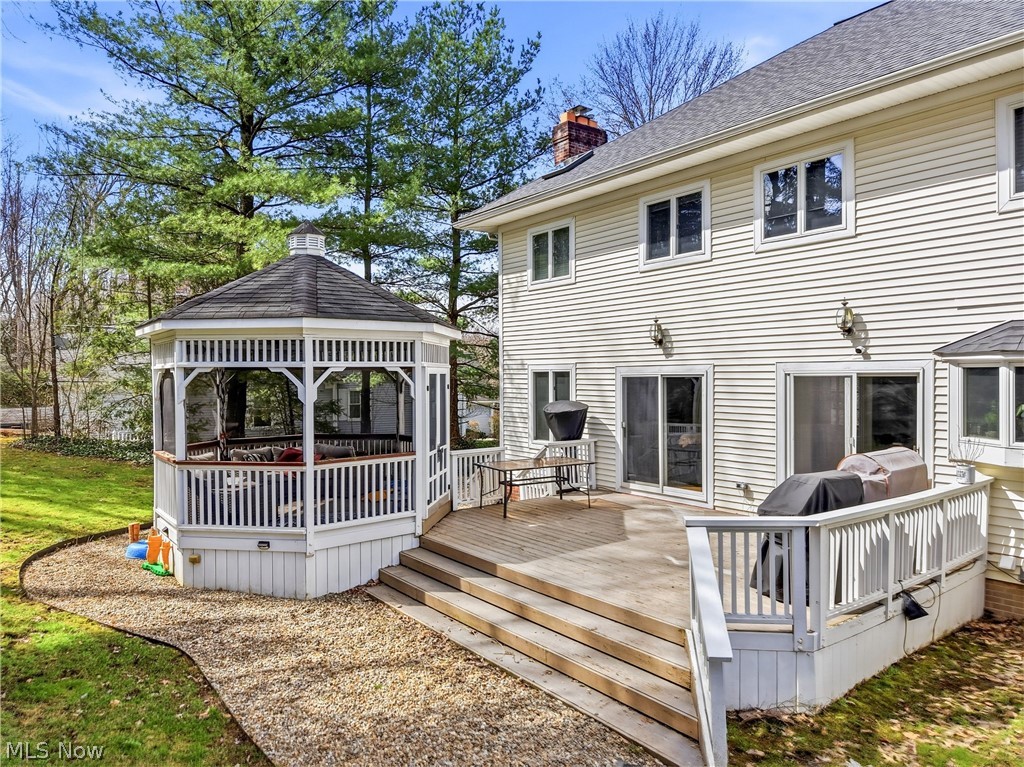 35729 Quartermane Circle Bentleyville OH 44139