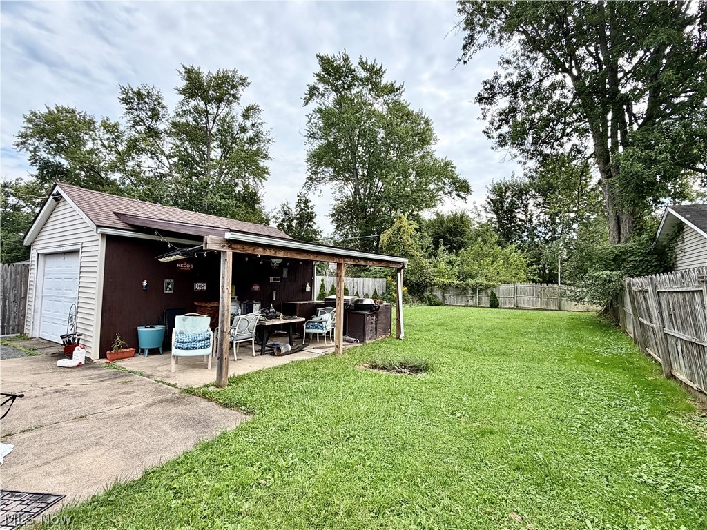 807 Hazelwood Avenue SE Warren OH 44484