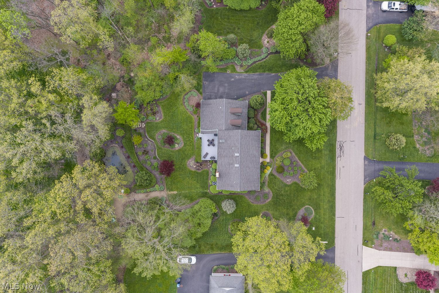 7607 Greenthorn Drive Hudson OH 44236