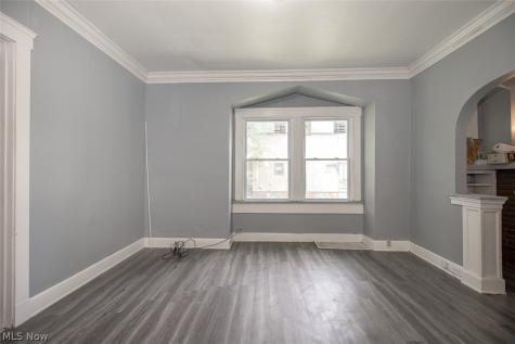 374 E 124th Street Cleveland OH 44108