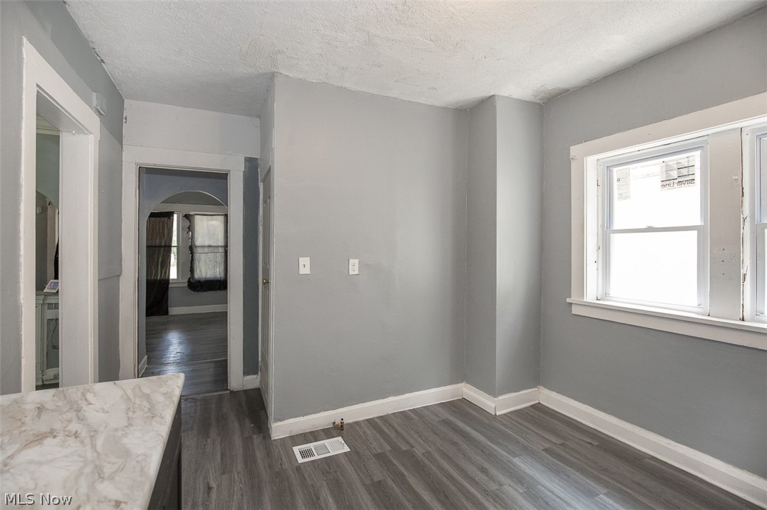 374 E 124th Street Cleveland OH 44108