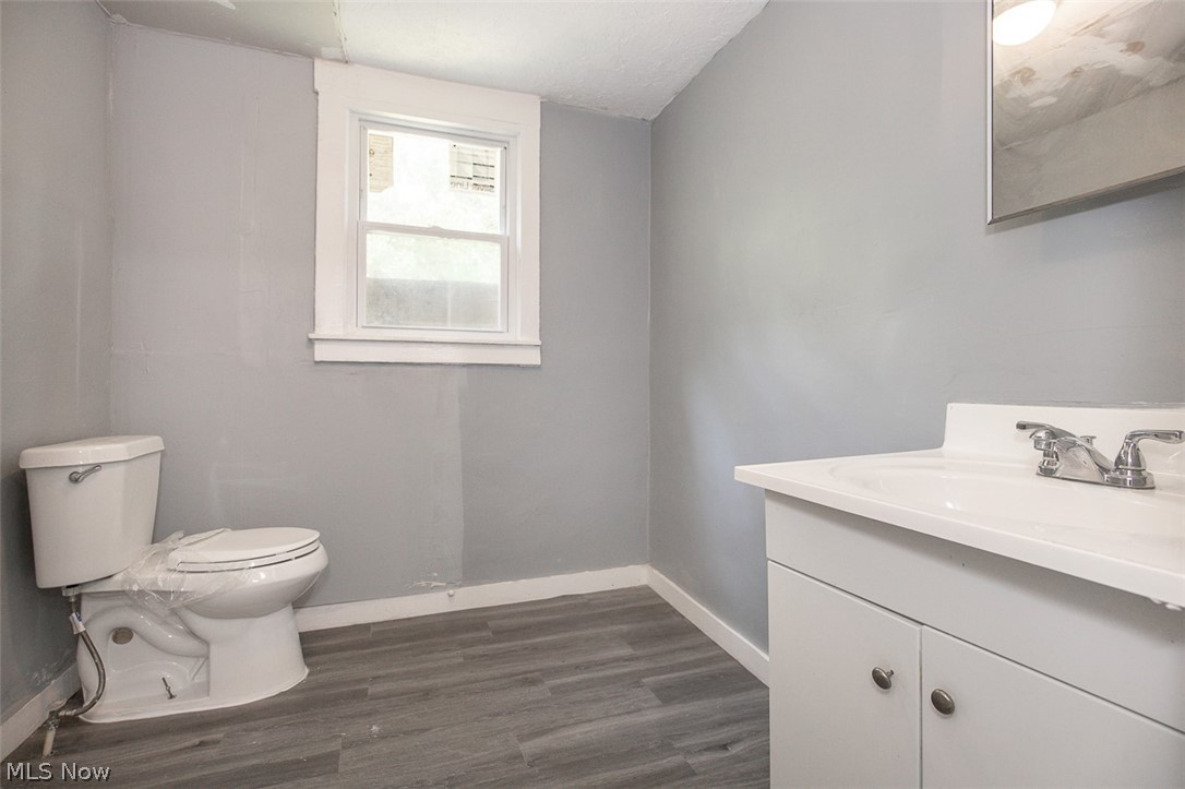 374 E 124th Street Cleveland OH 44108