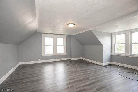 374 E 124th Street Cleveland OH 44108