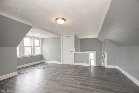 374 E 124th Street Cleveland OH 44108