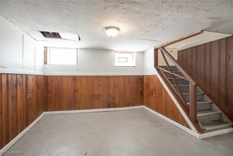 374 E 124th Street Cleveland OH 44108