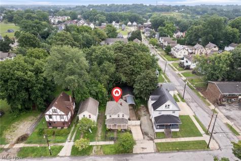 543 Allyn Street Akron OH 44311