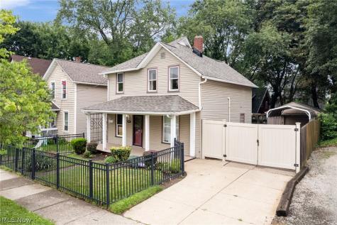 543 Allyn Street Akron OH 44311