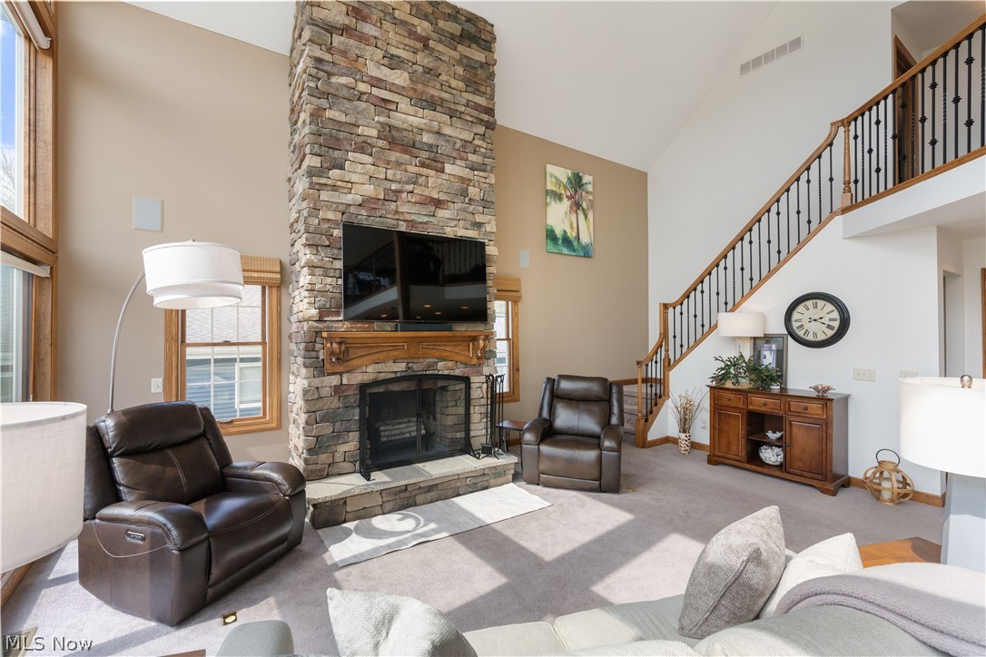 376 E Mohawk Drive Malvern OH 44644