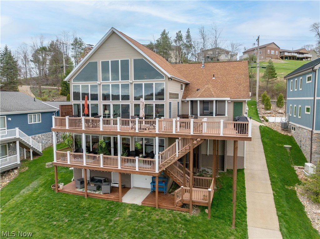376 E Mohawk Drive Malvern OH 44644