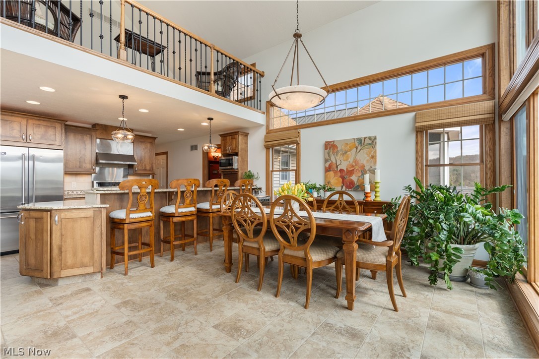 376 E Mohawk Drive Malvern OH 44644