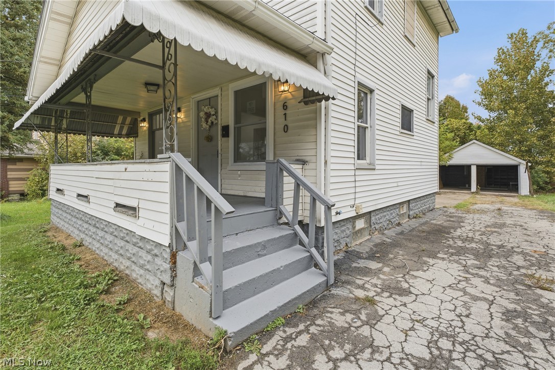 610 Mabel Street Youngstown OH 44502