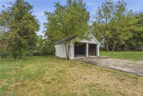 610 Mabel Street Youngstown OH 44502