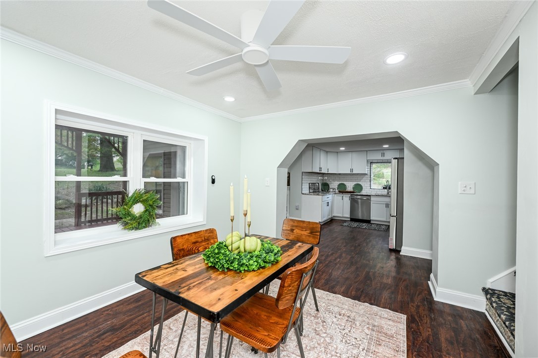 905 1/2 Shadybrook Drive Akron OH 44312