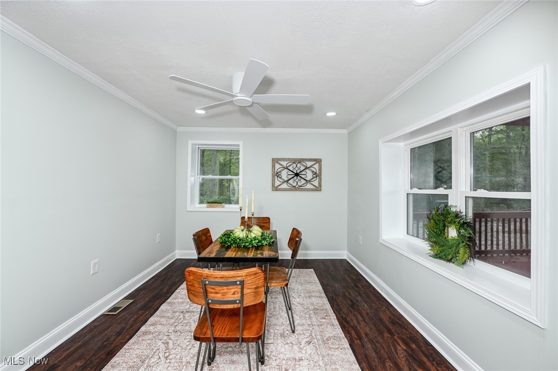 905 1/2 Shadybrook Drive Akron OH 44312