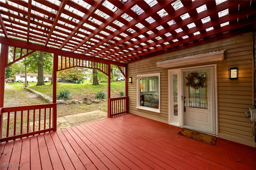 905 1/2 Shadybrook Drive Akron OH 44312