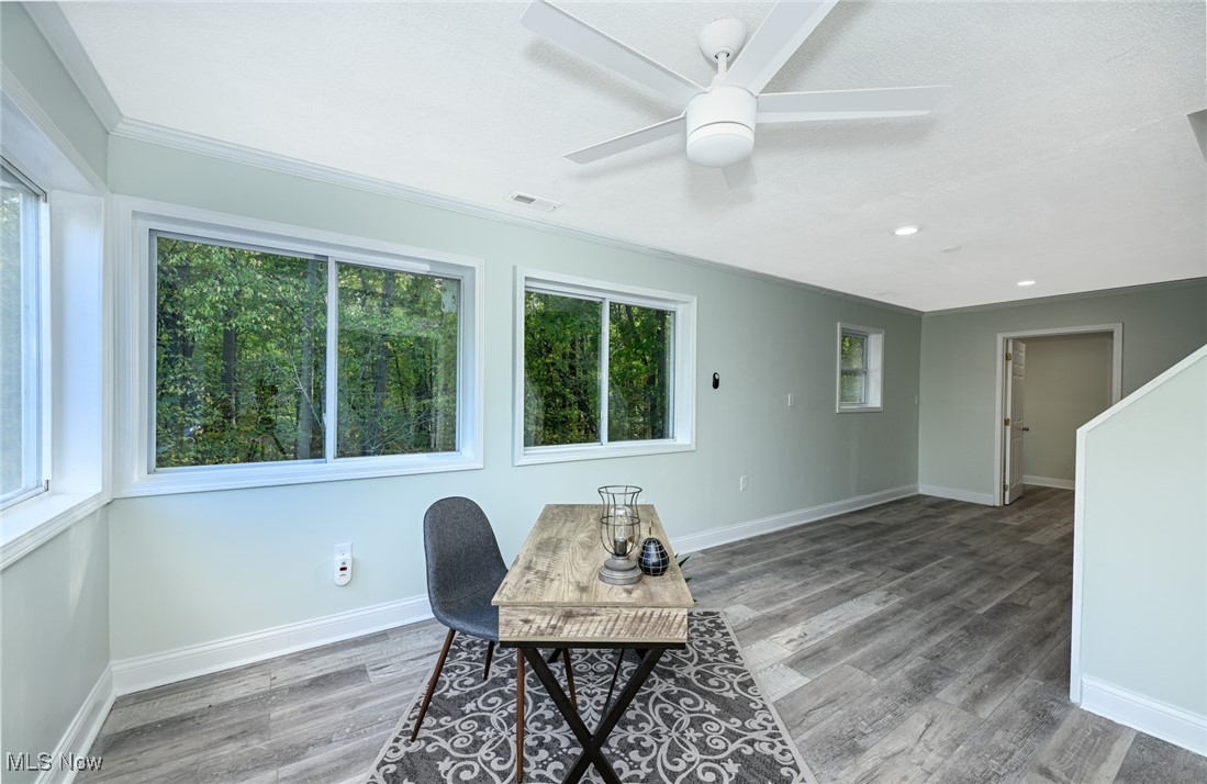 905 1/2 Shadybrook Drive Akron OH 44312