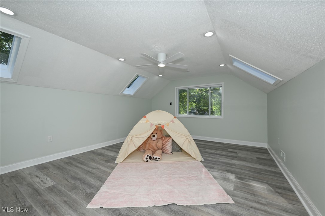 905 1/2 Shadybrook Drive Akron OH 44312