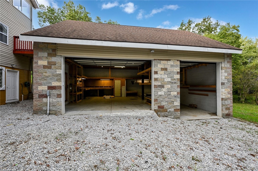 905 1/2 Shadybrook Drive Akron OH 44312