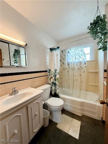 3 Broadmore Avenue Bedford OH 44146