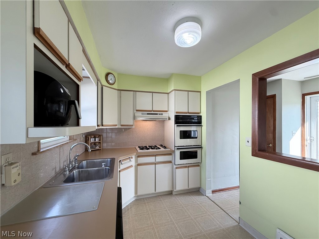 3 Broadmore Avenue Bedford OH 44146