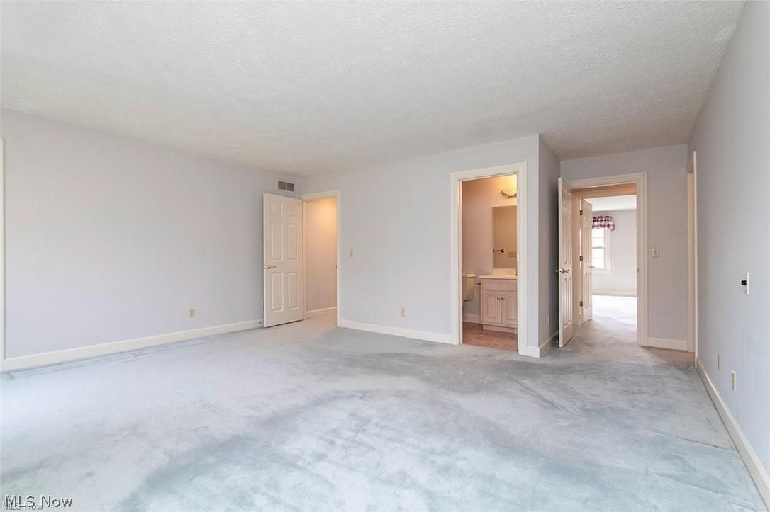 1360 Snowberry Lane Medina OH 44256