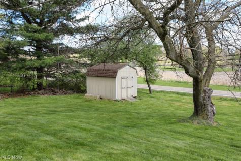 2855 Nimishillen Church Road NE Canton OH 44721
