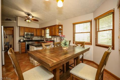 2855 Nimishillen Church Road NE Canton OH 44721