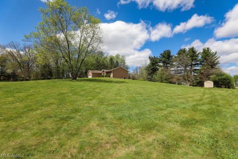 2855 Nimishillen Church Road NE Canton OH 44721