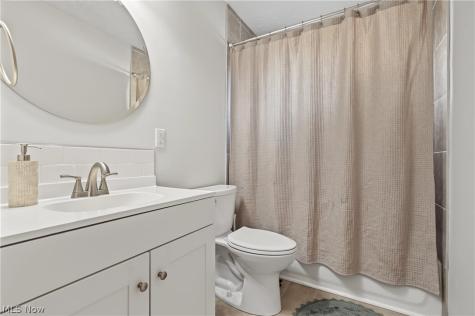 3904 Mctaggart Boulevard Kent OH 44240
