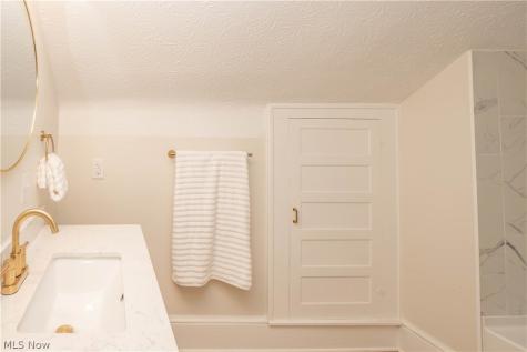 1250 Saint Michaels Avenue Akron OH 44320