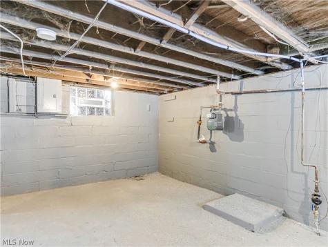 4026 E 123rd Street Cleveland OH 44105