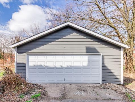 4026 E 123rd Street Cleveland OH 44105