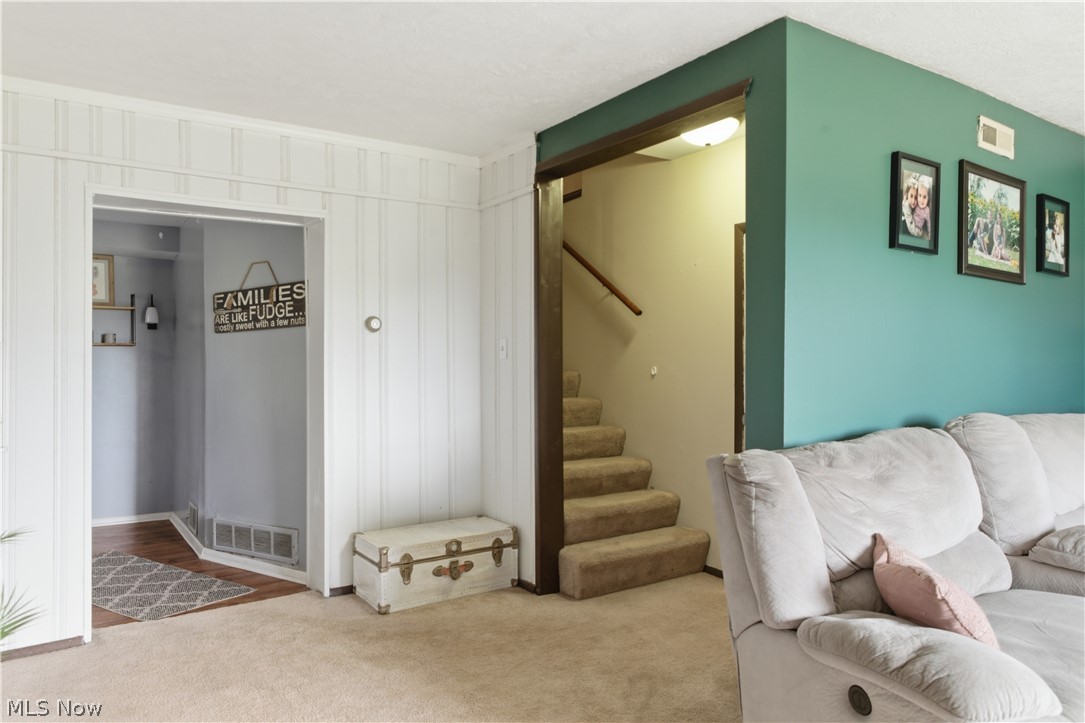 971 Champion Avenue E Warren OH 44483
