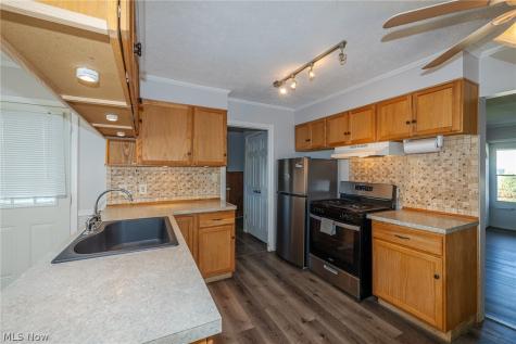 6117 Ira Avenue Brooklyn OH 44144