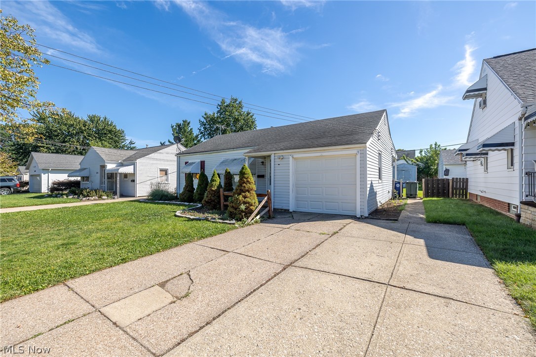 6117 Ira Avenue Brooklyn OH 44144