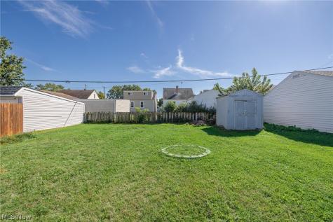 6117 Ira Avenue Brooklyn OH 44144