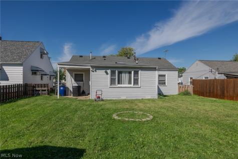 6117 Ira Avenue Brooklyn OH 44144