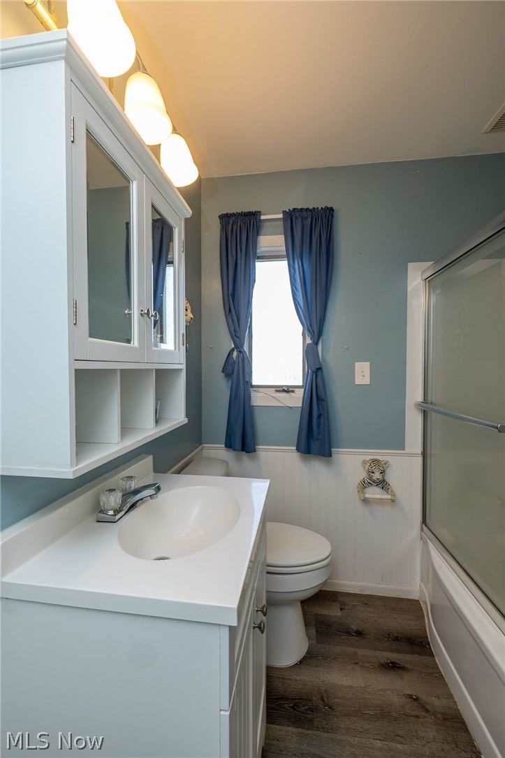 6117 Ira Avenue Brooklyn OH 44144