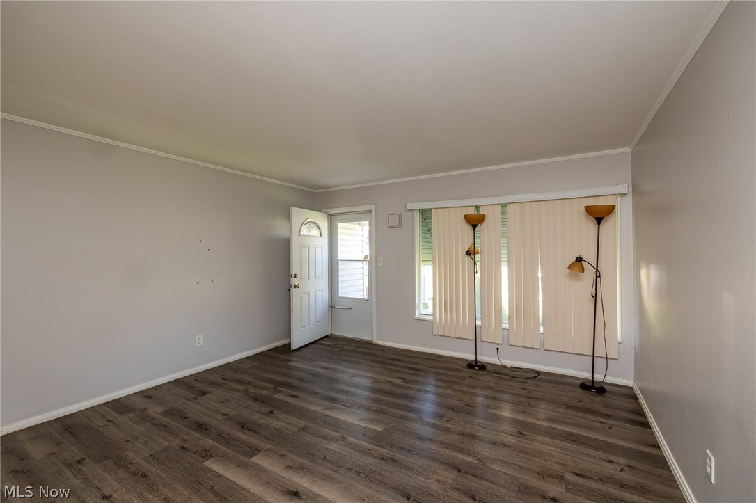 6117 Ira Avenue Brooklyn OH 44144