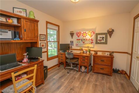 1204 Stone Crossing Street NE Canton OH 44721