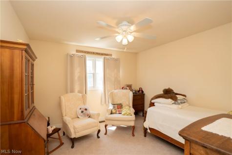 1204 Stone Crossing Street NE Canton OH 44721