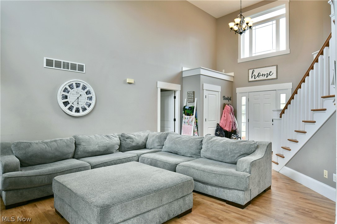 813 Dalton Drive NW Warren OH 44481