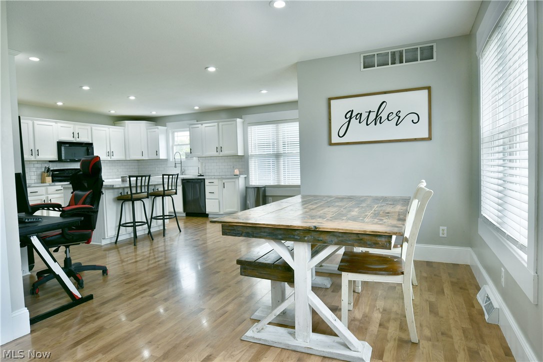 813 Dalton Drive NW Warren OH 44481