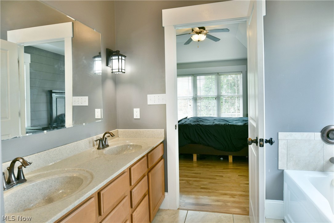 813 Dalton Drive NW Warren OH 44481